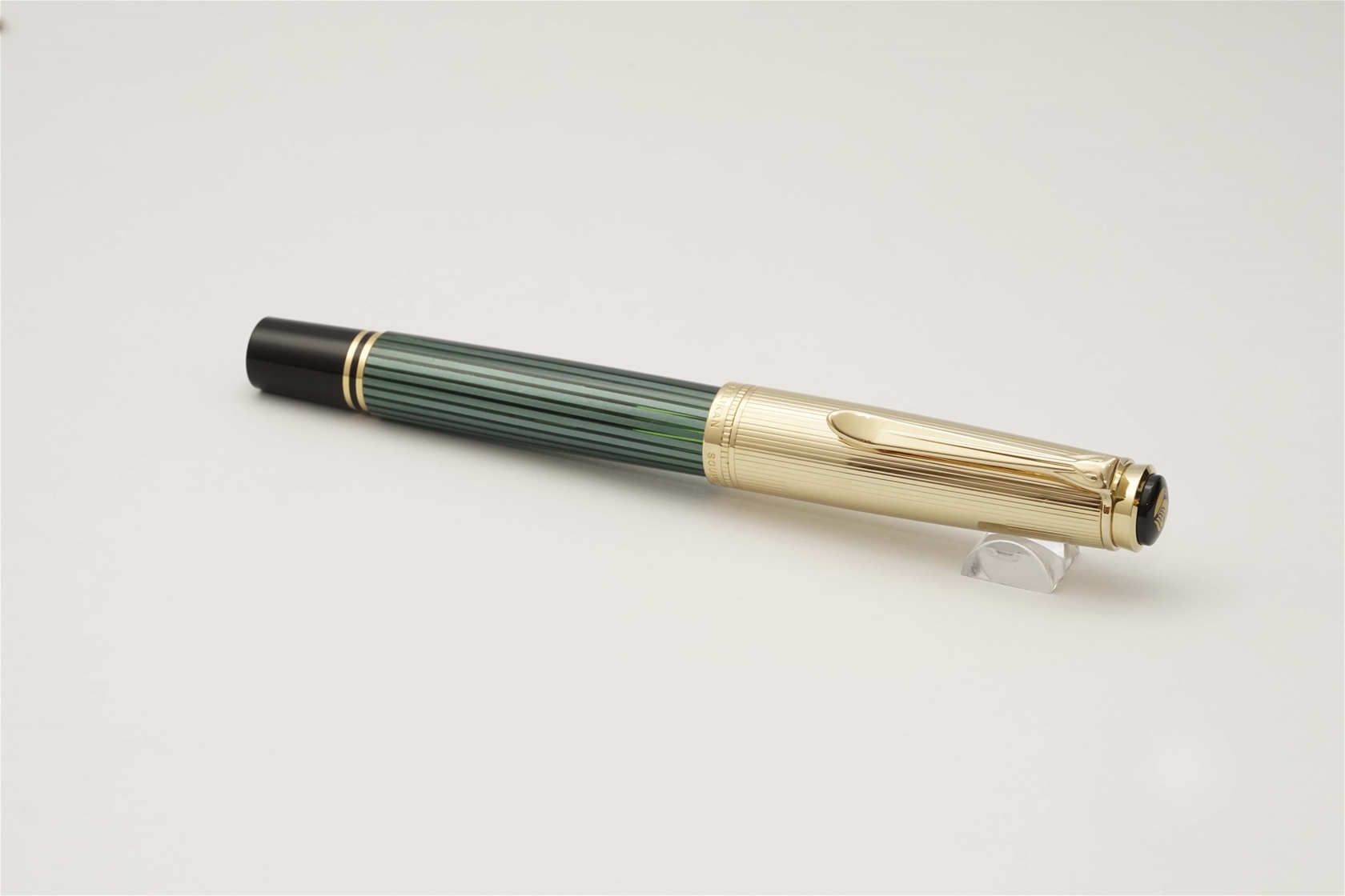 Bút máy Pelikan Souveran M650 Green Striped Vermeil 18K M 