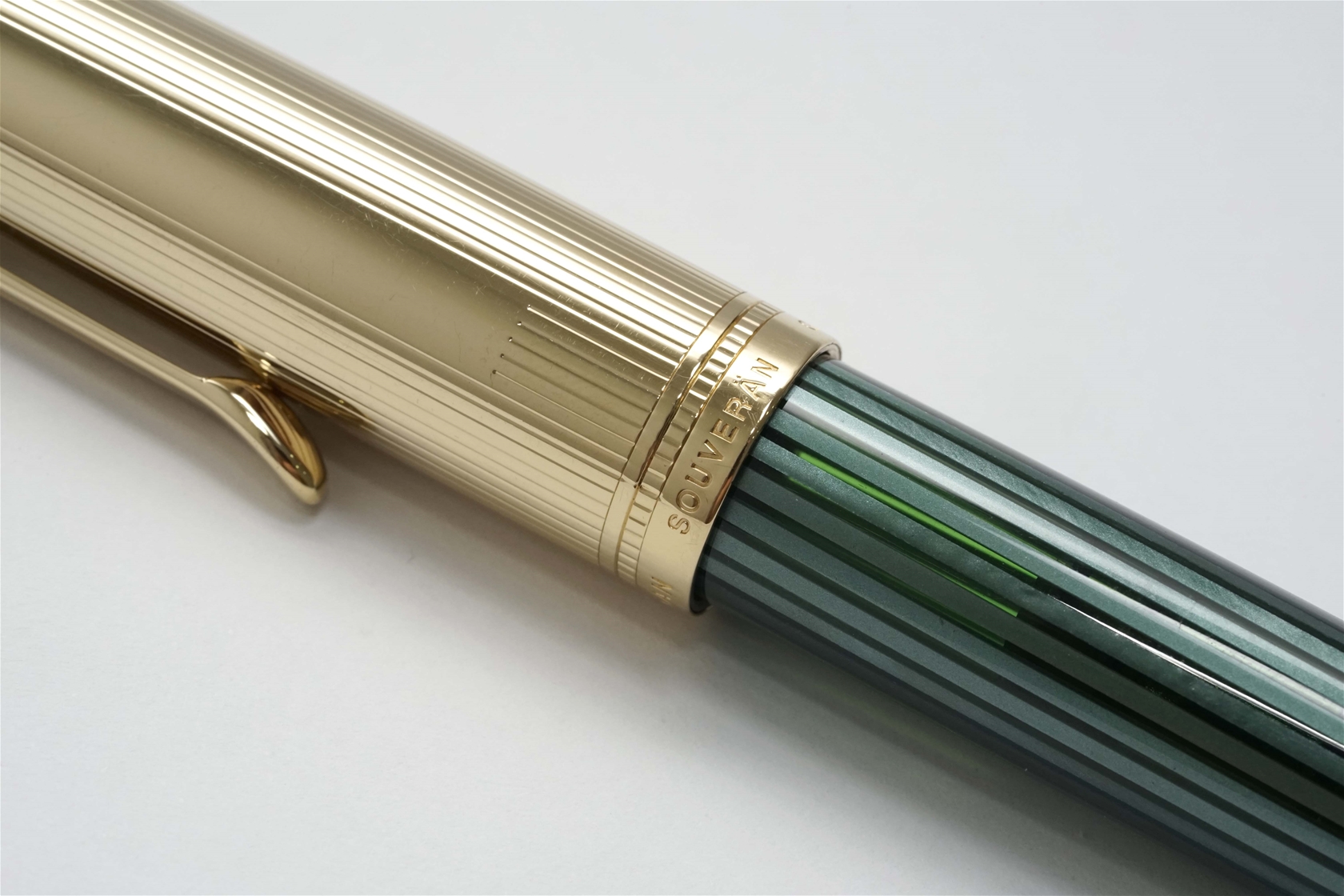 Bút máy Pelikan Souveran M650 Green Striped Vermeil 18K M 