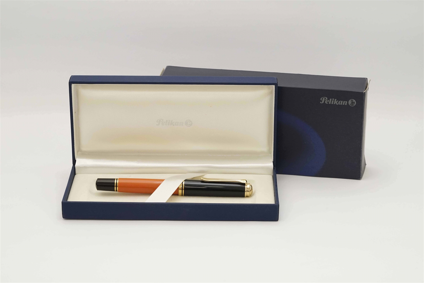 Bút máy Pelikan Souveran M800 Burnt Orange 18K B