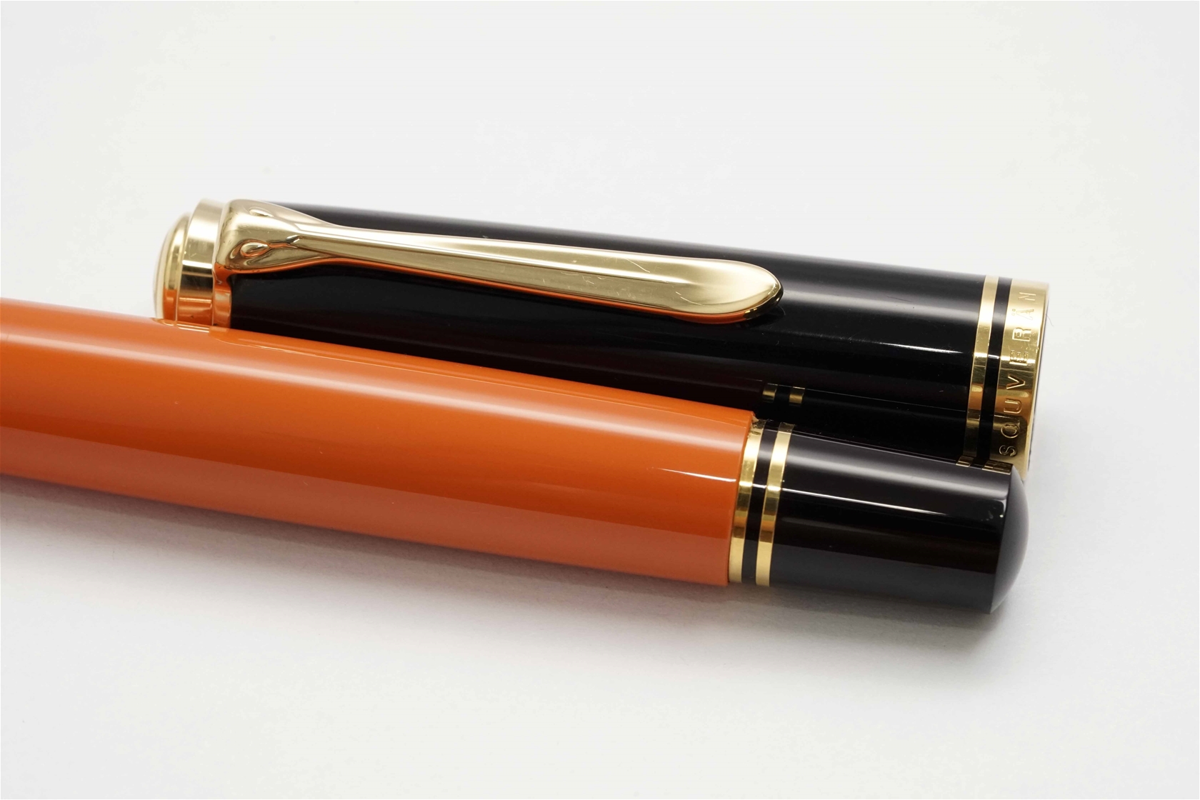 Bút máy Pelikan Souveran M800 Burnt Orange 18K B