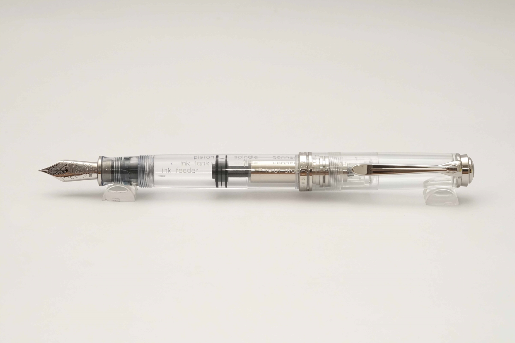 Bút máy Pelikan Souveran M805 Demonstrator 18K EF