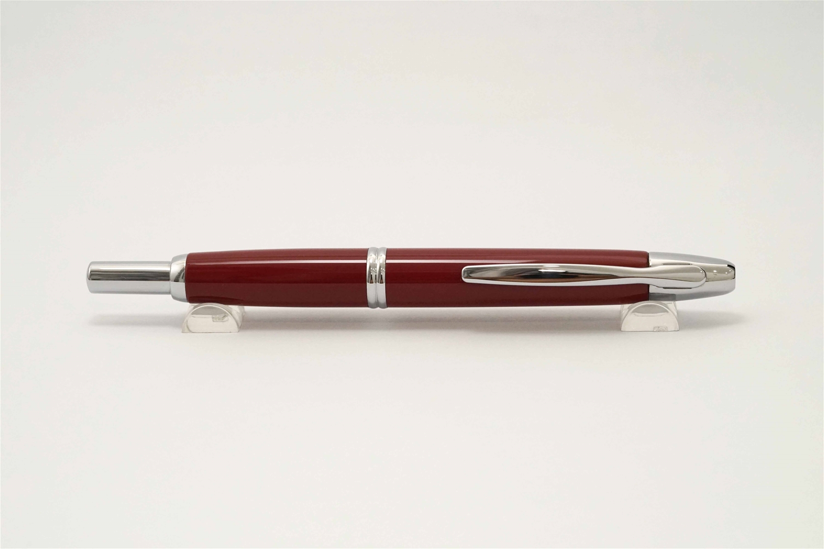 Bút máy Pilot Capless Deep Red 18K B