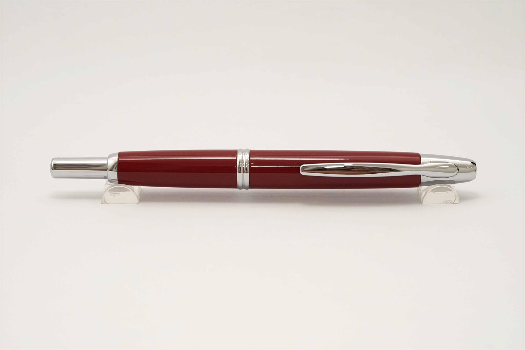 Bút máy Pilot Capless Deep Red Steel F