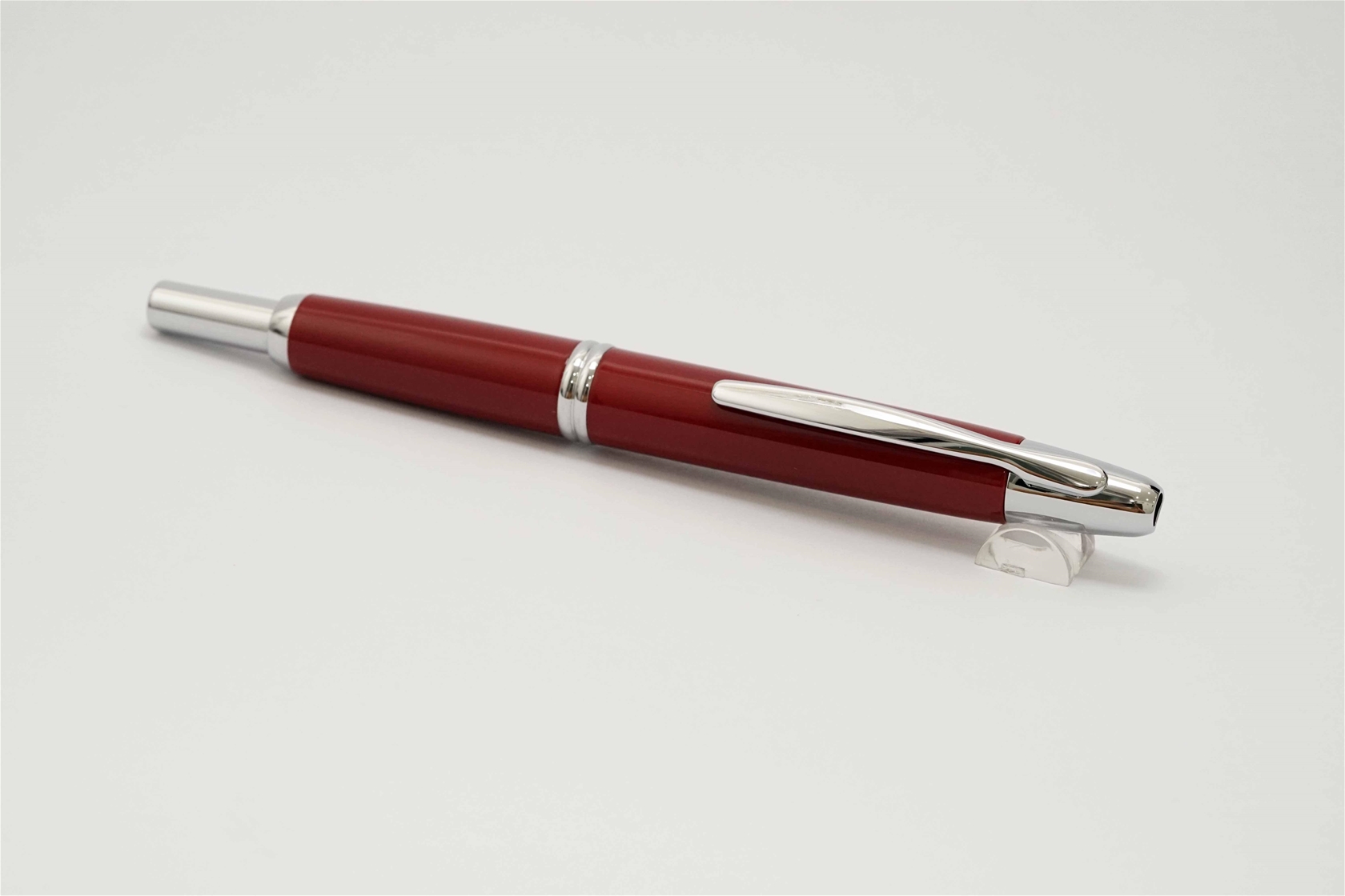 Bút máy Pilot Capless Vanishing Point Deep Red Steel F