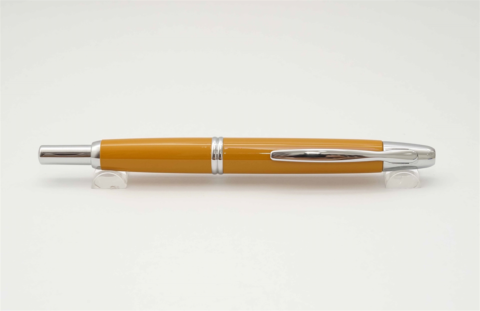 Bút máy Pilot Capless Vanishing Point Deep Yellow Steel M