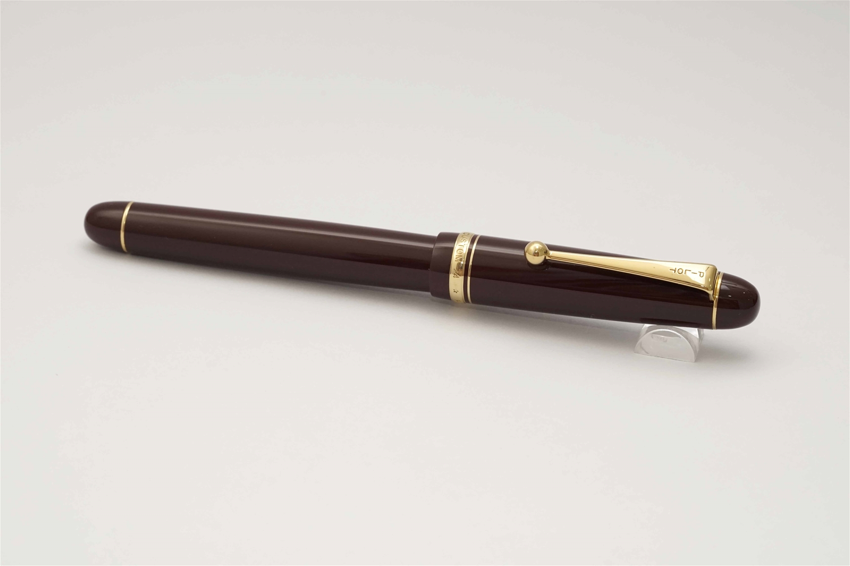 Bút máy Pilot Custom 74 Bordeaux 14K M