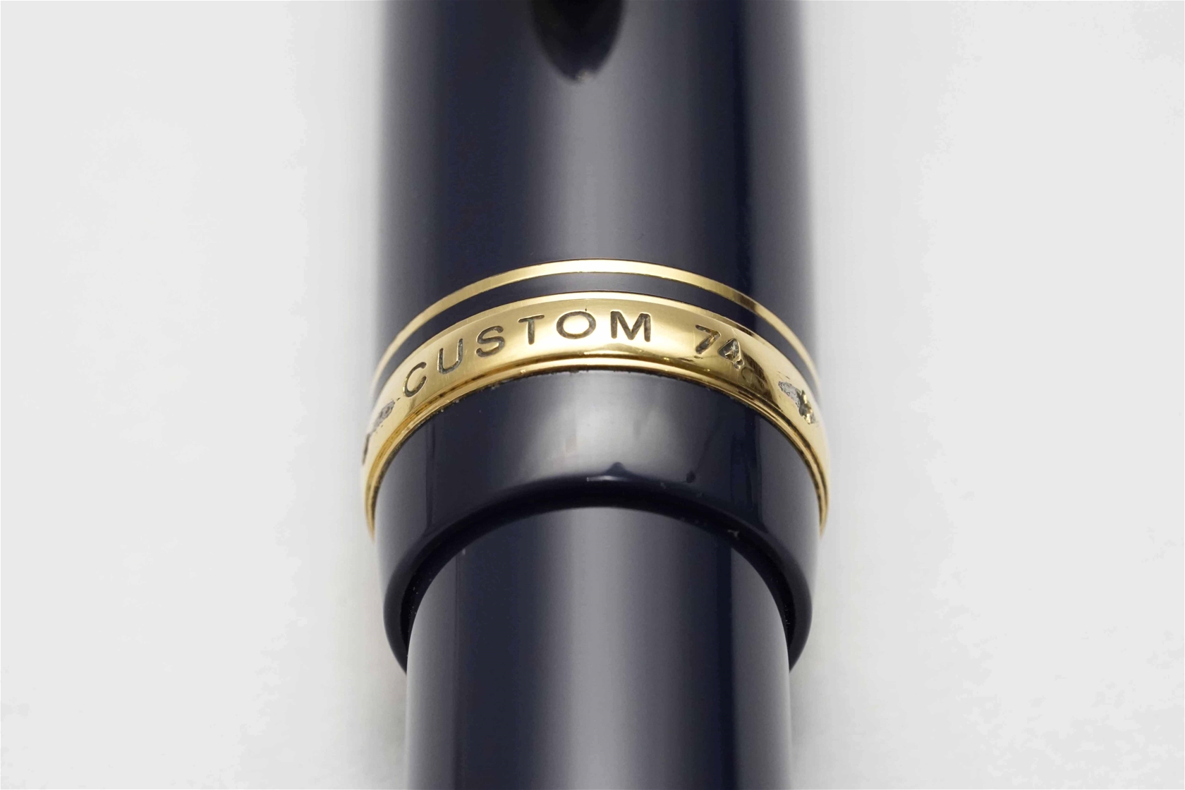 Bút máy Pilot Custom 74 Dark Blue 14K F