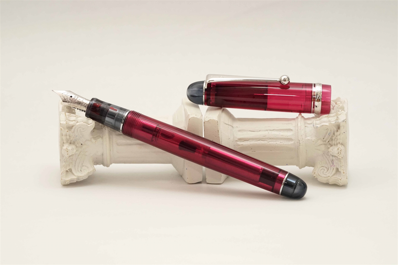 Bút máy Pilot Custom 74 Transparent Wine Red 14K F