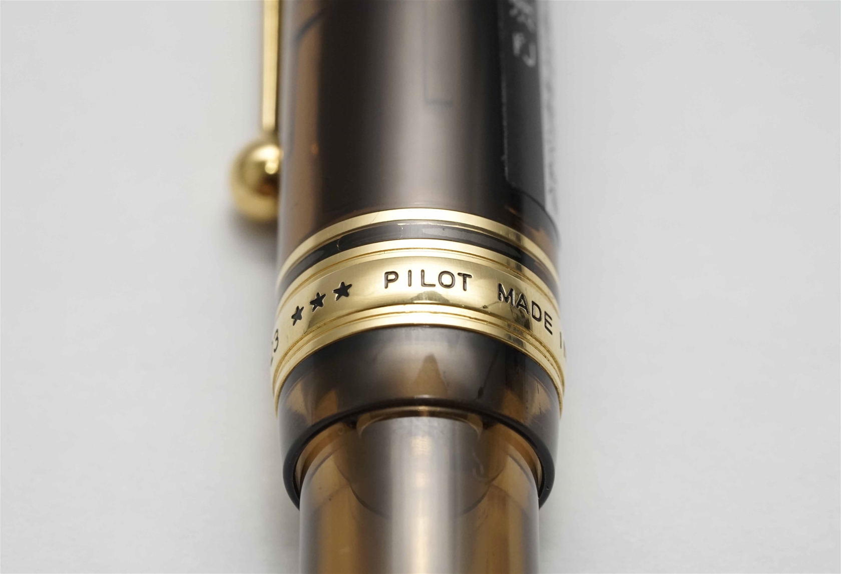 Bút máy Pilot Custom 823 Amber 14K B