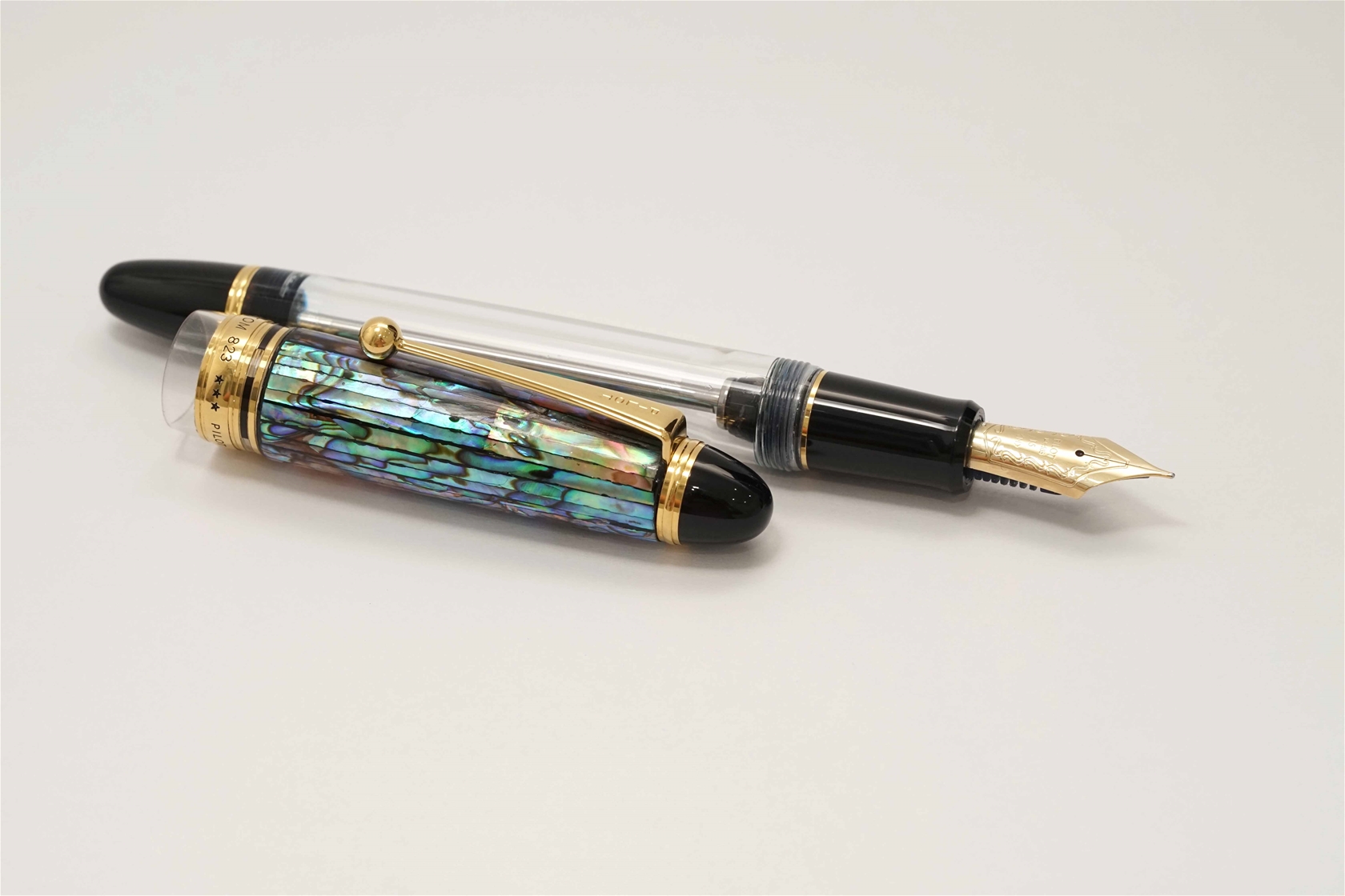 Bút máy Pilot Custom 823 Demonstrator Crystal Transparent with Raden Custom Cap 14K M