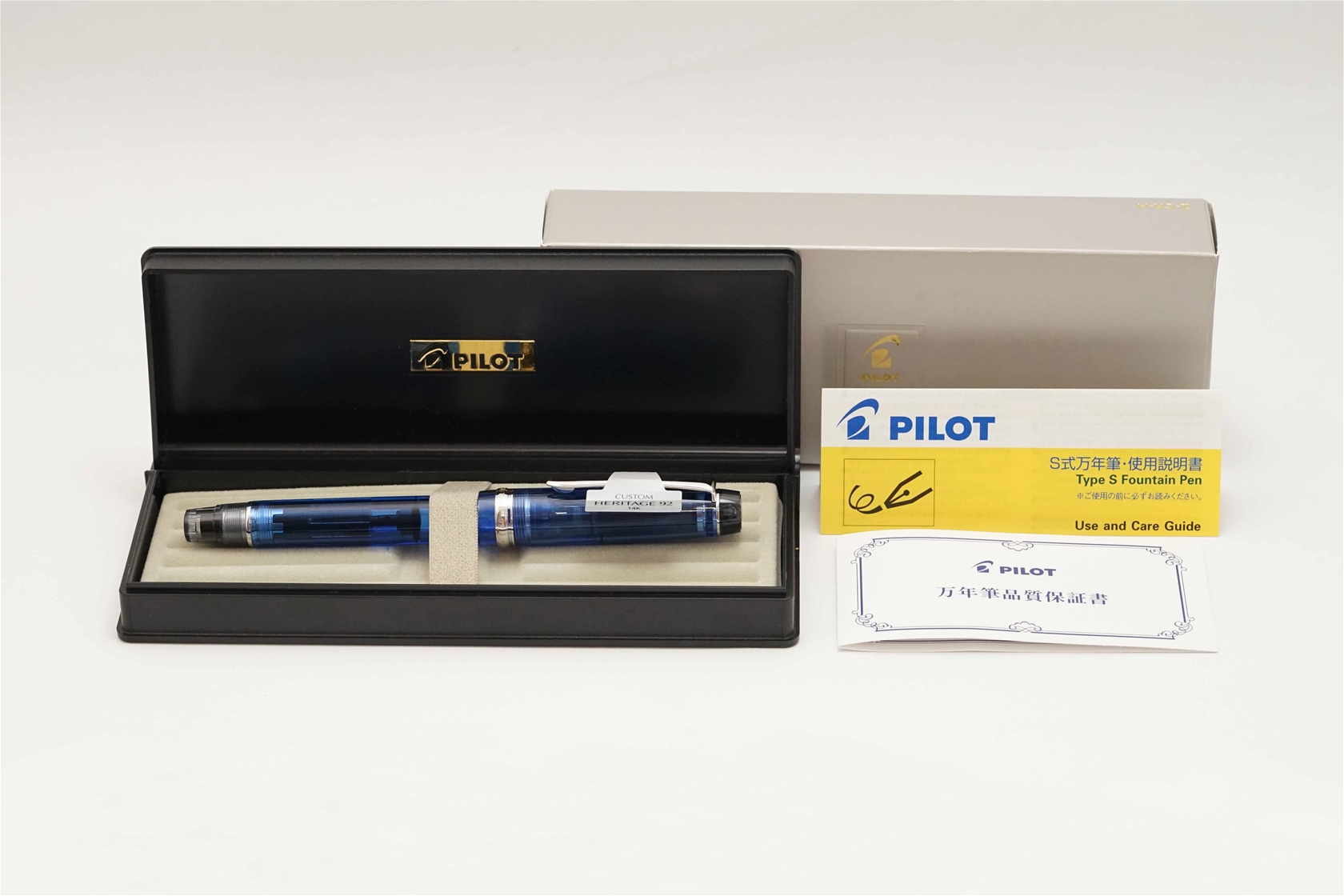 Bút máy Pilot Custom Heritage 92 Transparent Blue Body 14K M