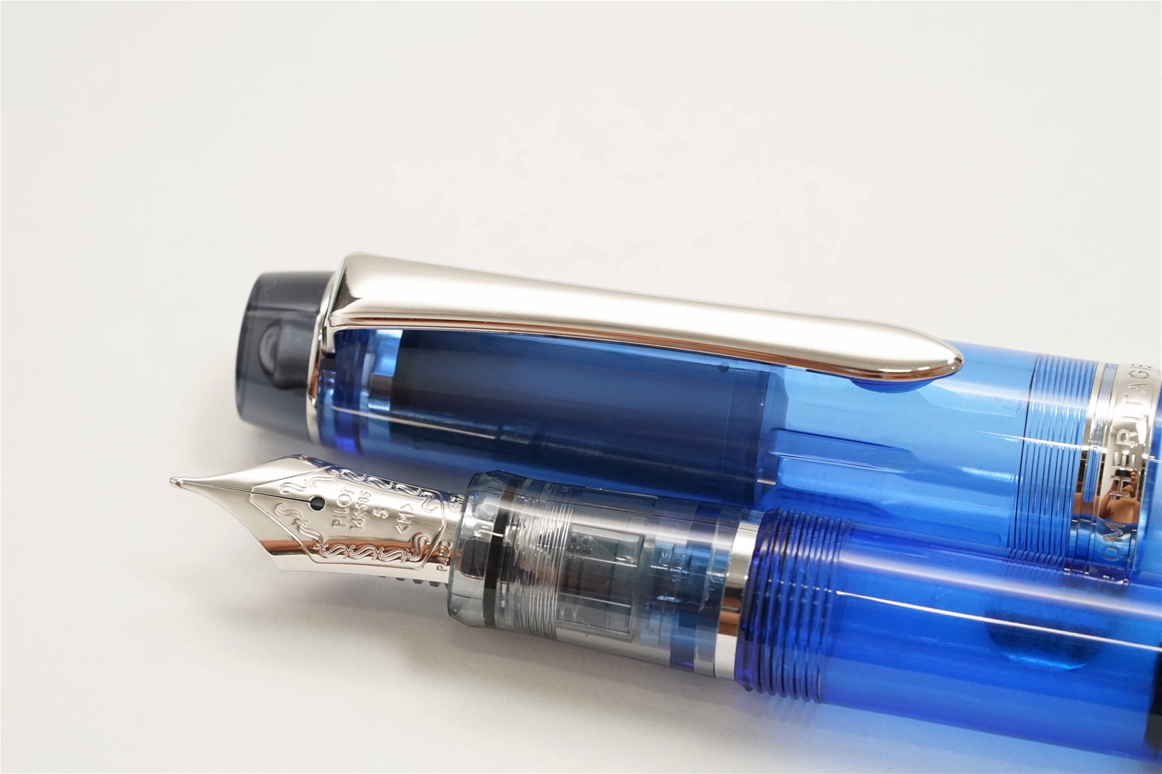 Bút máy Pilot Custom Heritage 92 Transparent Blue Body 14K M