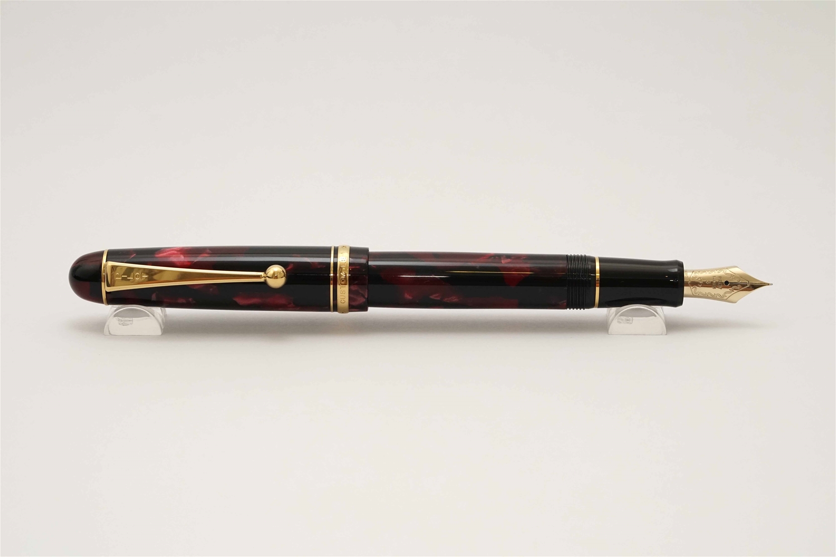 Bút máy Pilot Custom Legance Brown Marble 14K F