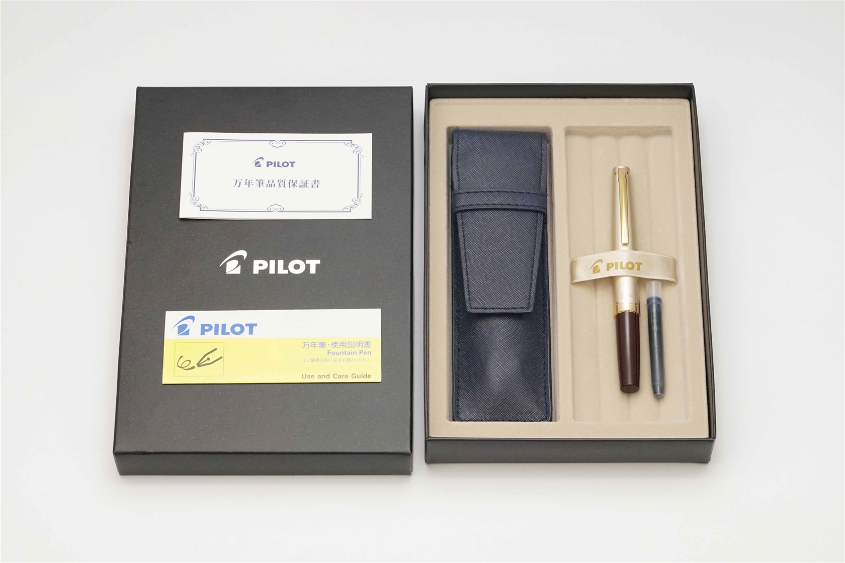 Bút máy Pilot Elite 95S Pocket Burgundy & Satin Rose Gold 14K F