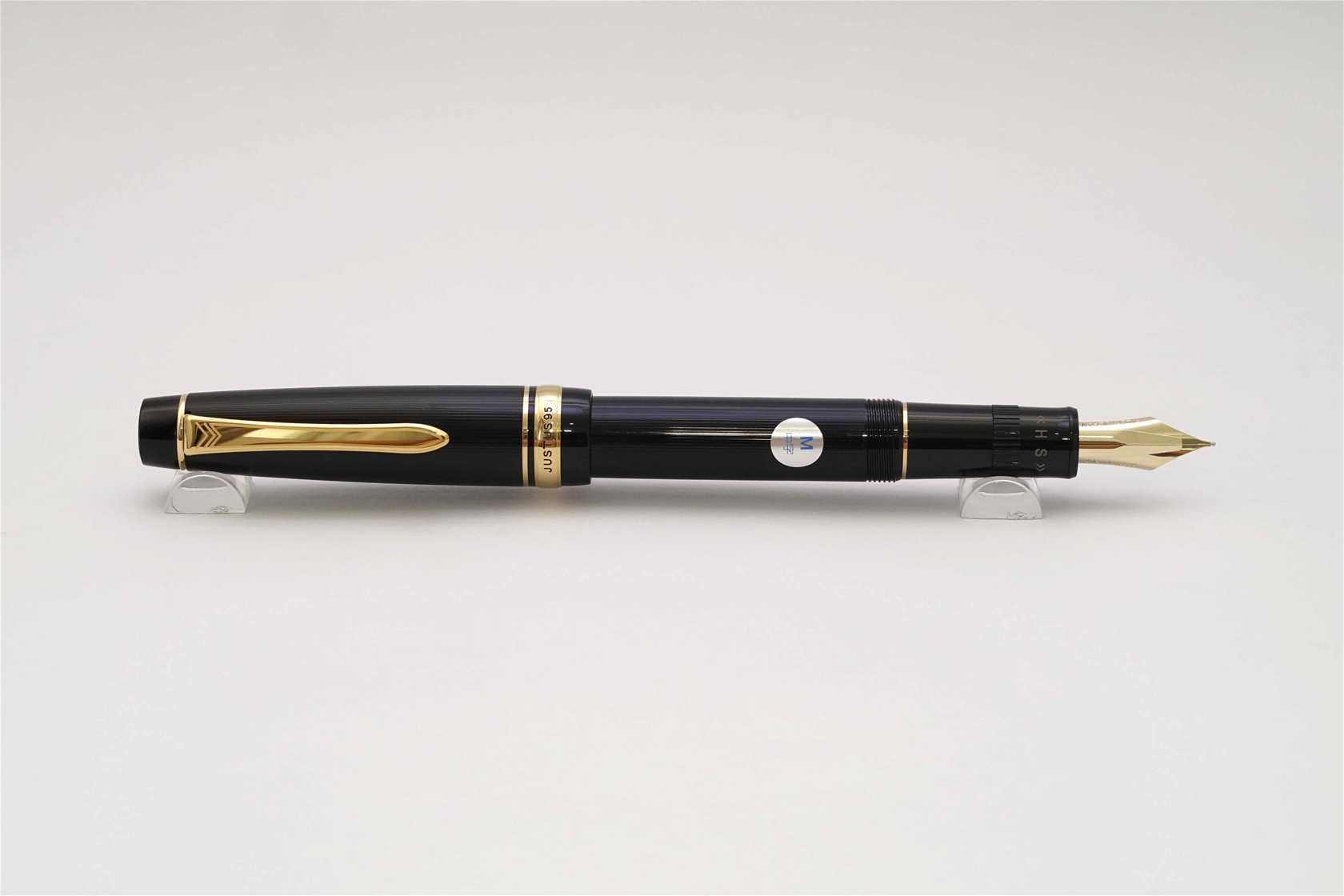 Bút máy Pilot Justus 95 Stripe Black 14K M