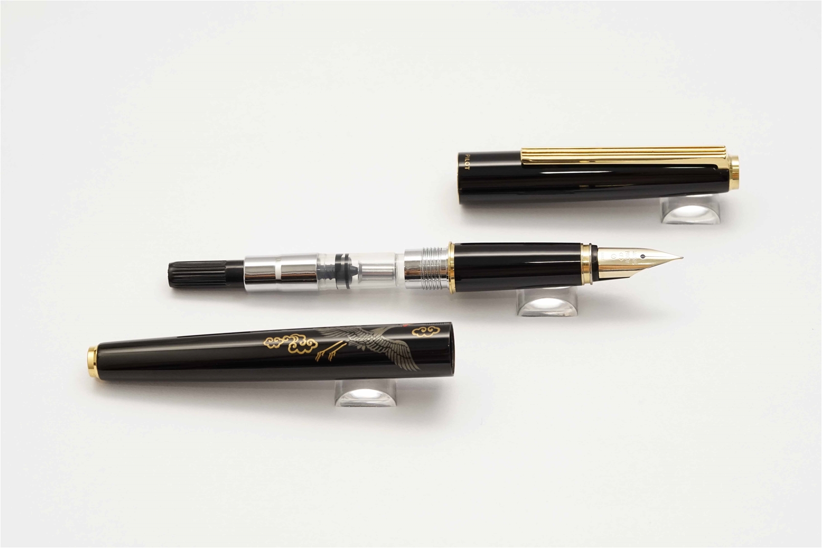 Bút máy Pilot Namiki Art Craft Maki-e Flying Crane 14K F