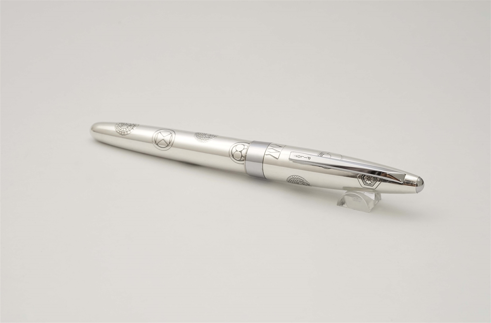 Bút máy Pilot Namiki Custom Kamon Sterling Silver 14K M