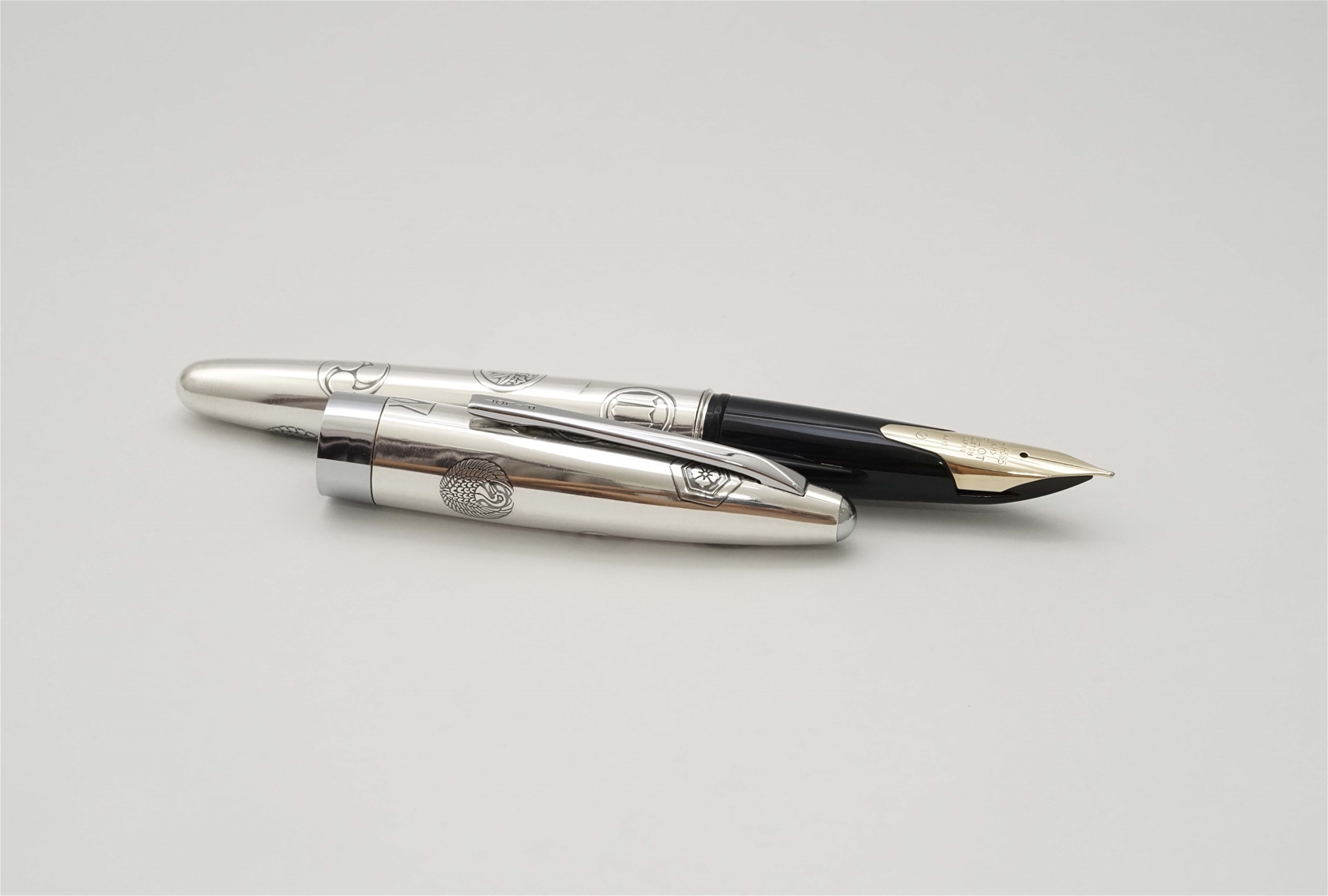 Bút máy Pilot Namiki Custom Kamon Sterling Silver 14K M