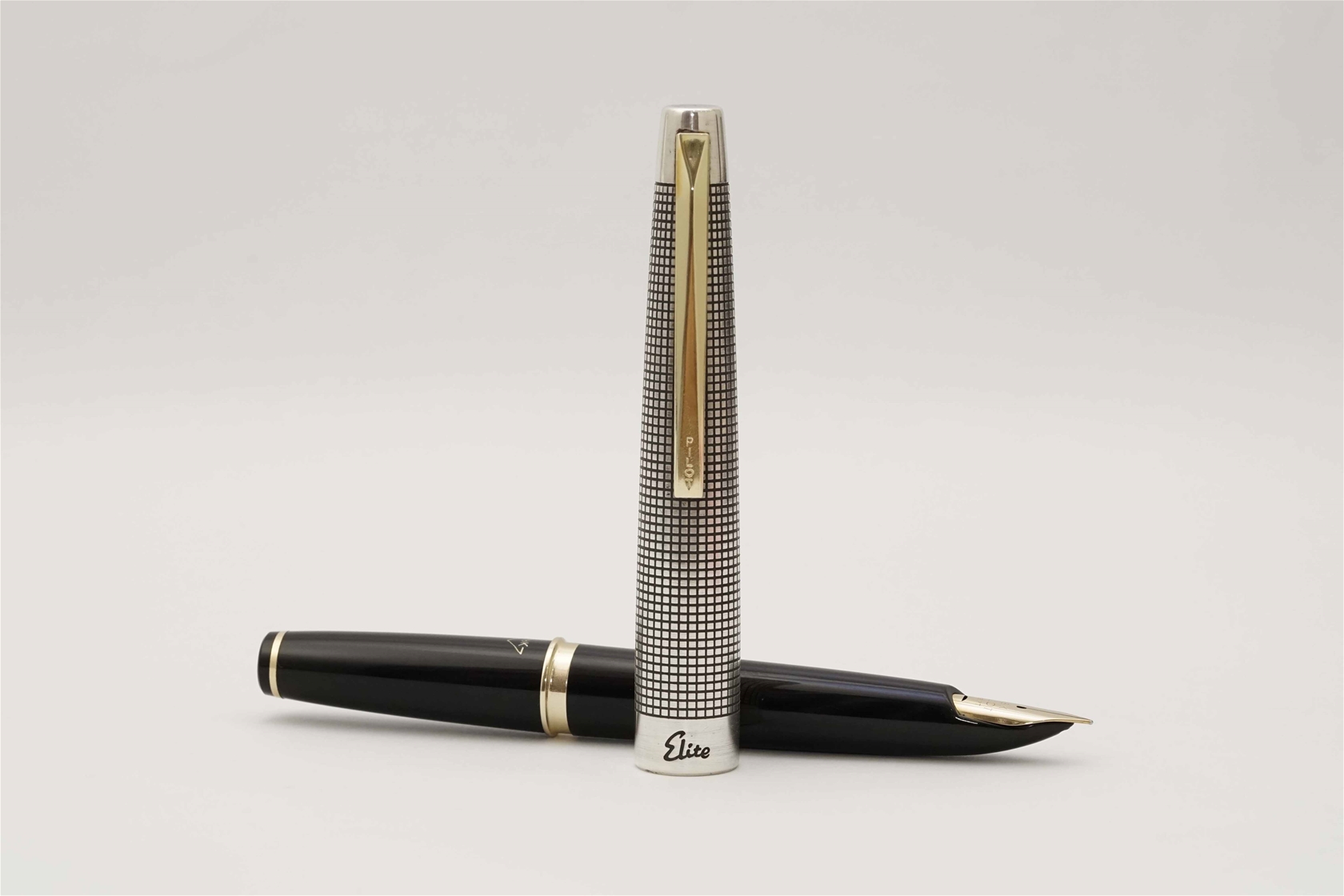 Bút máy Pilot Namiki Elite Sterling Silver Cross-Hatch Cap 18K F