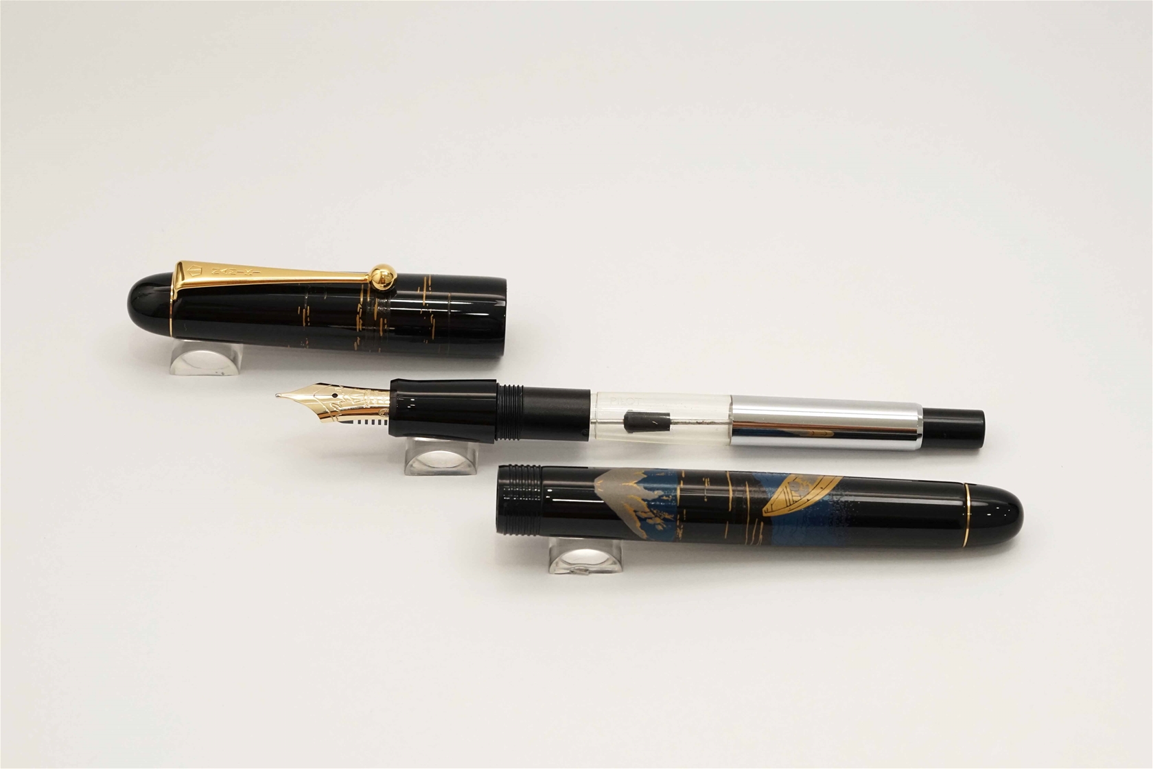 Bút máy Pilot Namiki Nippon Art Mount Fuji and Ship 14K M