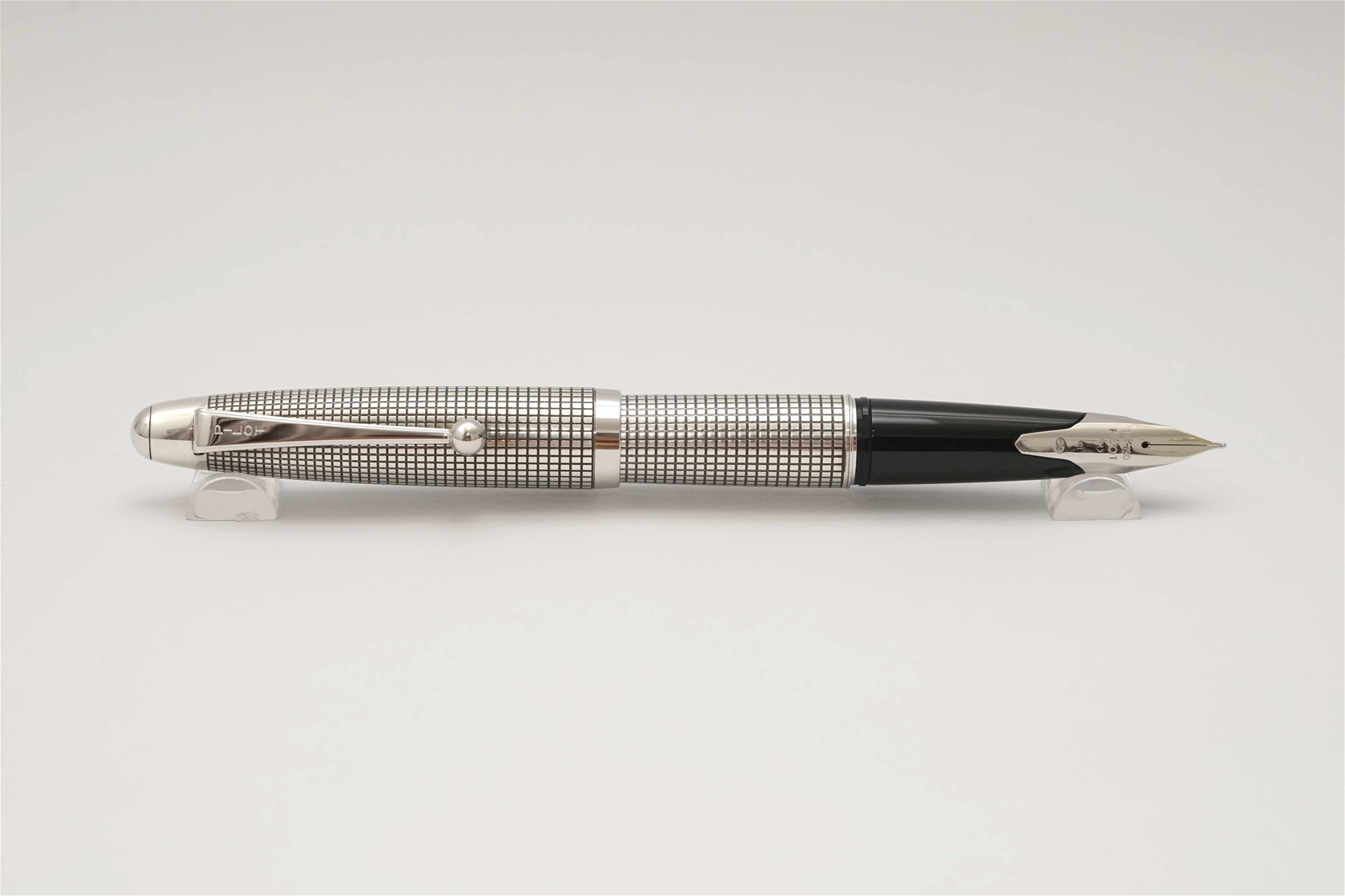 Bút máy Pilot Namiki Sterling Silver Ishidatami Lattice 18K M