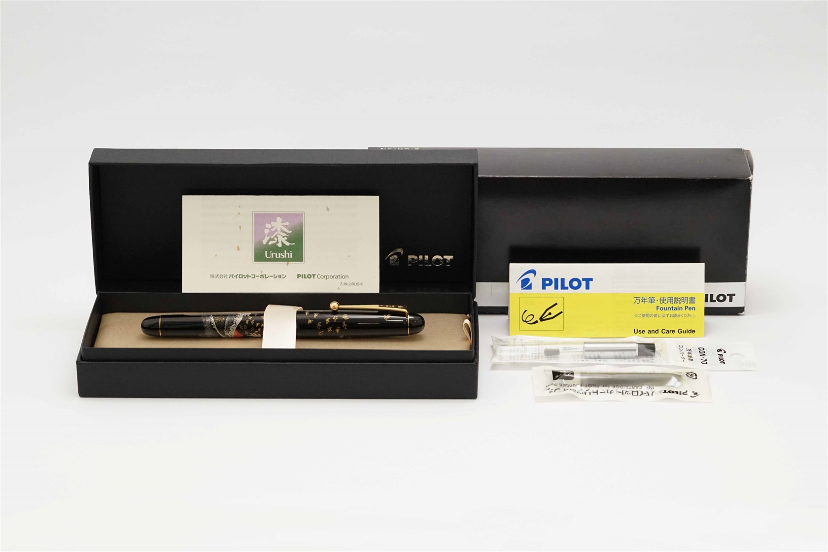 Bút máy Pilot Namiki Tradition Mount Fuji and Wave 14K M