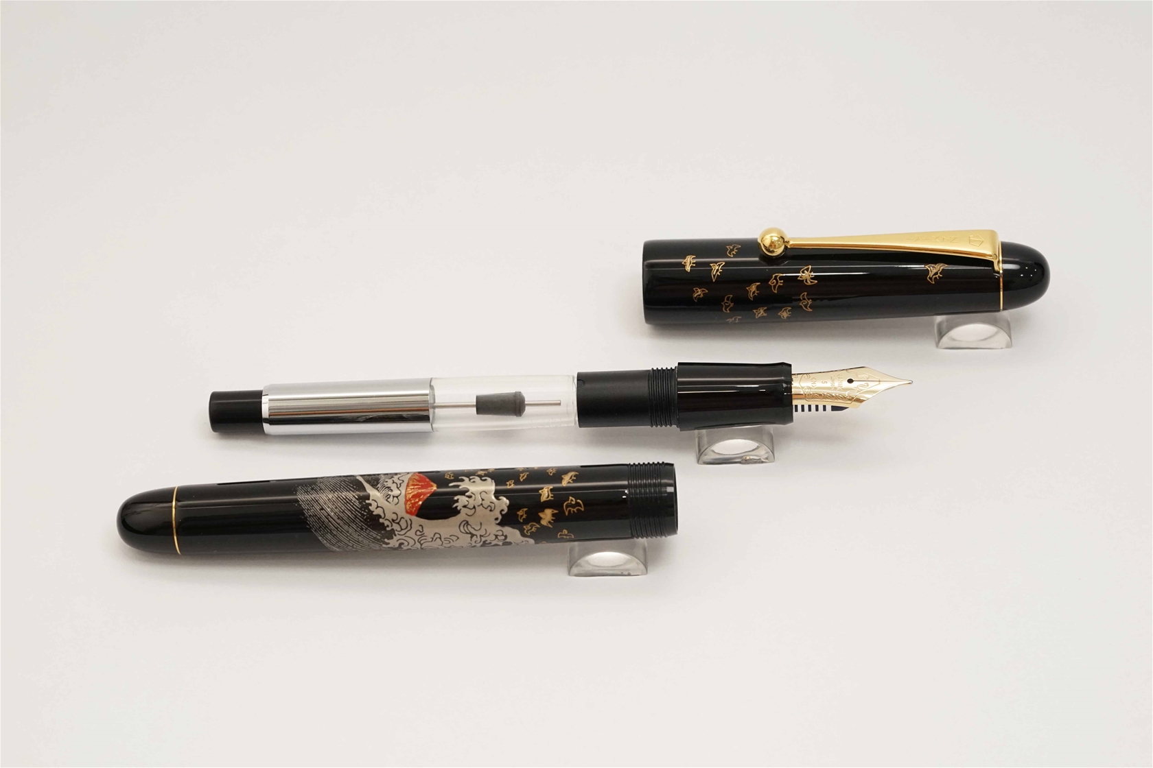 Bút máy Pilot Namiki Tradition Mount Fuji and Wave 14K M