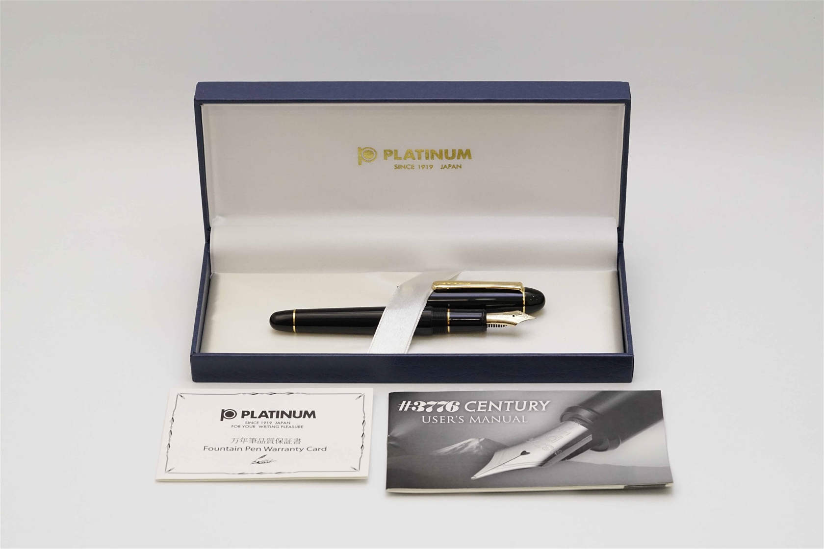 Bút máy Platinum 3776 Century Black 14K SF