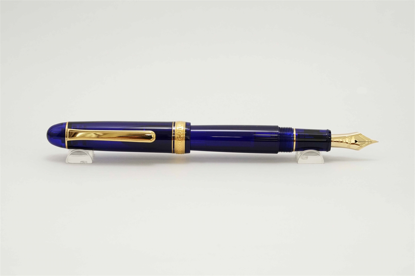 Bút máy Platinum 3776 Century Chartres Blue 14K SF