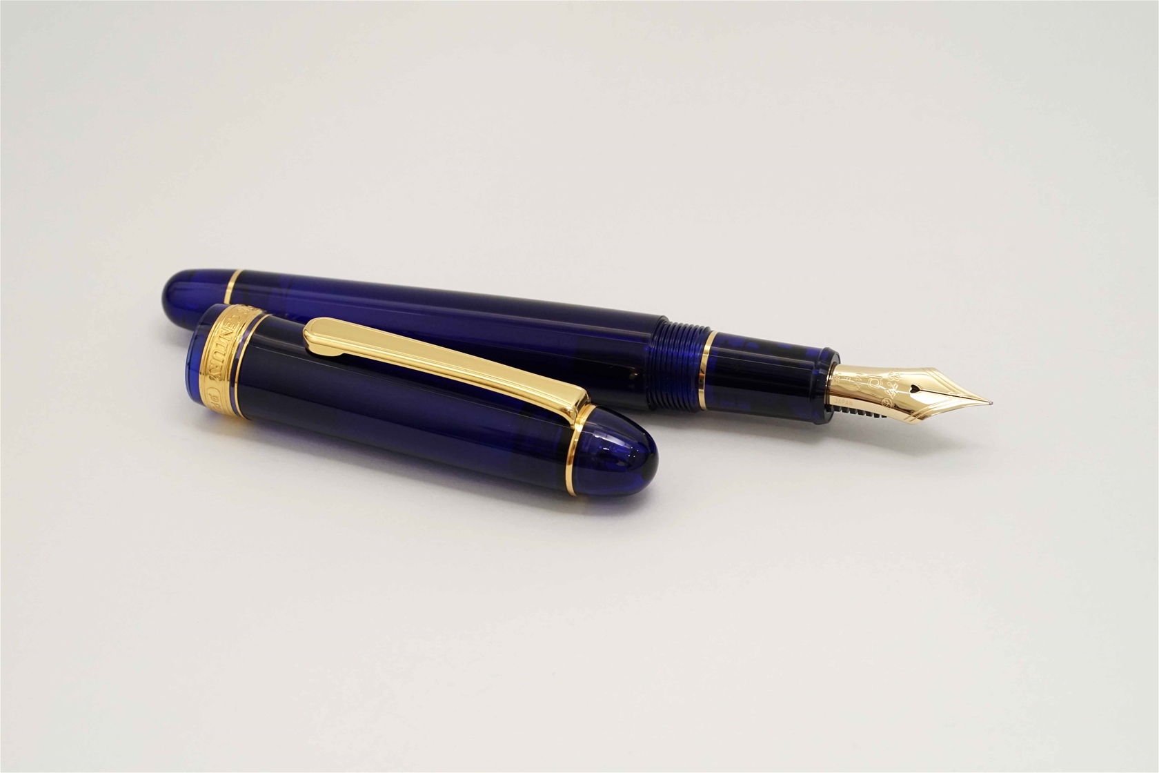 Bút máy Platinum 3776 Century Chartres Blue 14K SF
