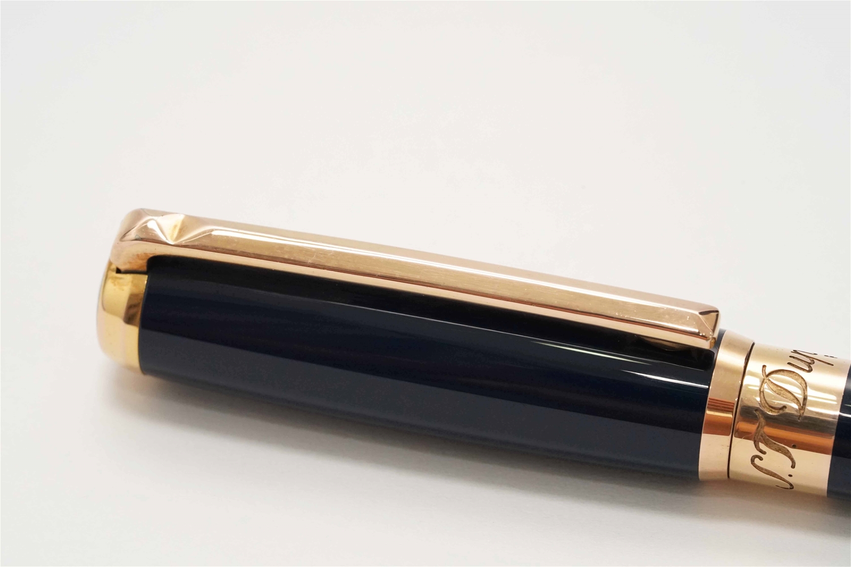 Bút bi xoay S.T. Dupont Elysee Blue Lacquer Ballpoint Pen