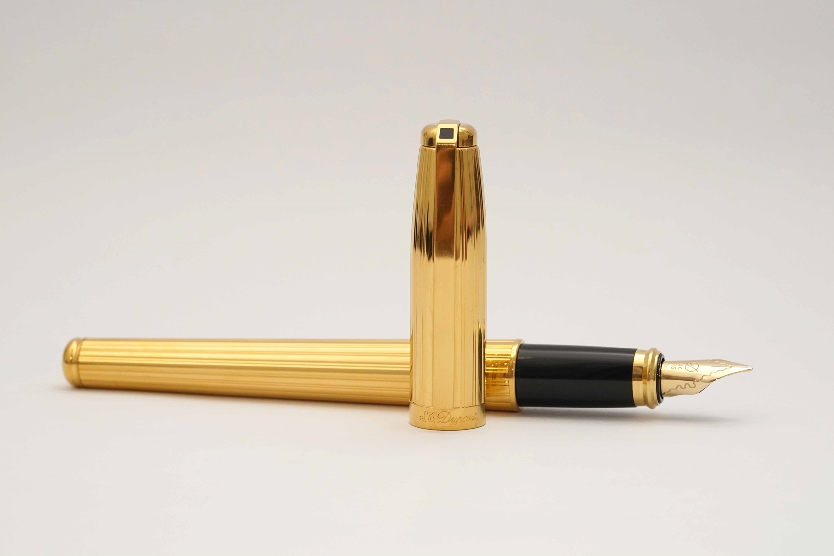 Bút máy S.T. Dupont Fidelio Gold Plated 14K M