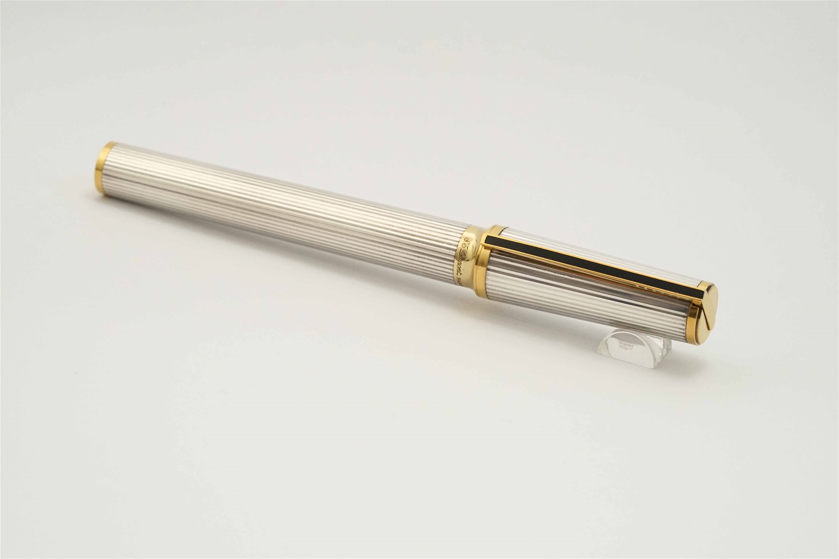 Bút máy S.T. Dupont Montparnasse XL Chairman Silver Plated Godron Pattern 18K M