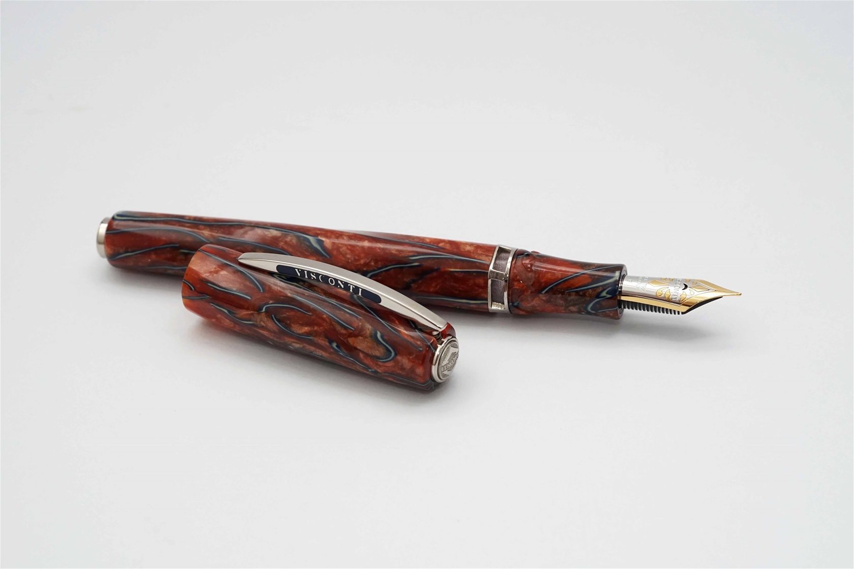 Bút máy Visconti Divina Desert Springs Limited Edition 18K F