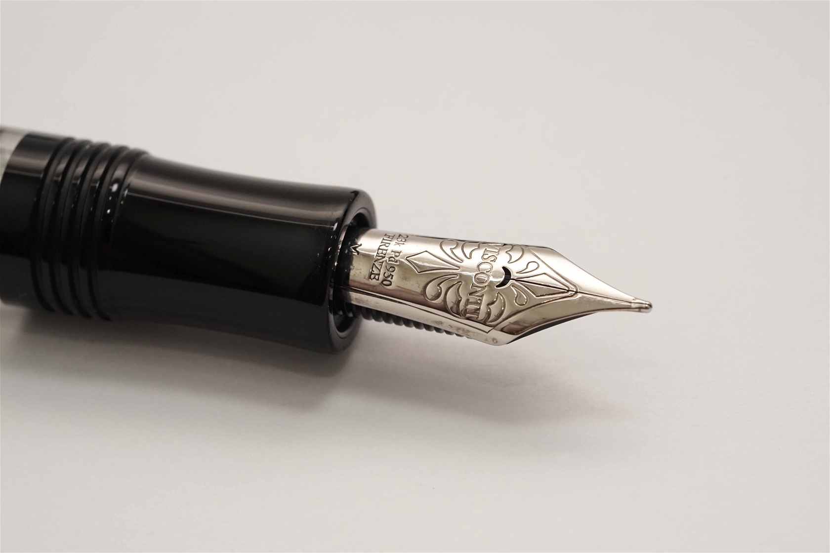 Bút máy Visconti Istos Aracnis Spider Limited Edition 23K Pd M