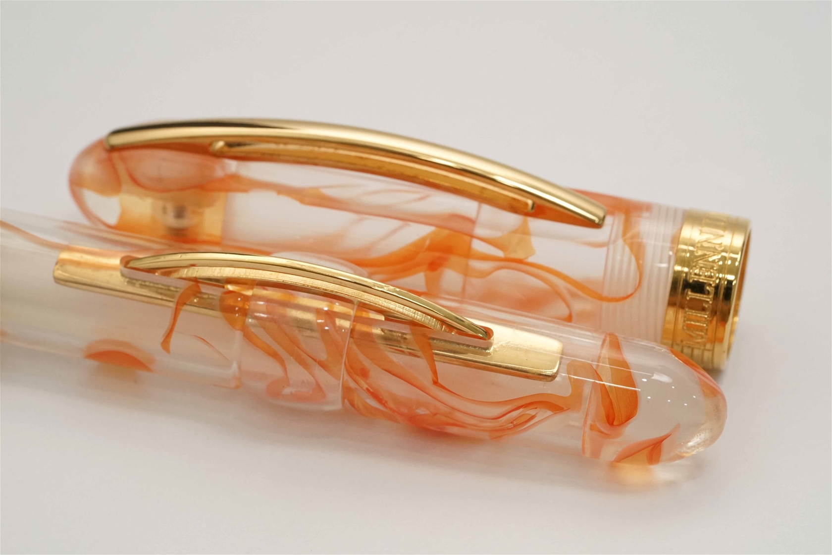 Bút máy Visconti Millennium Arc Orange Limited Edition 18K M