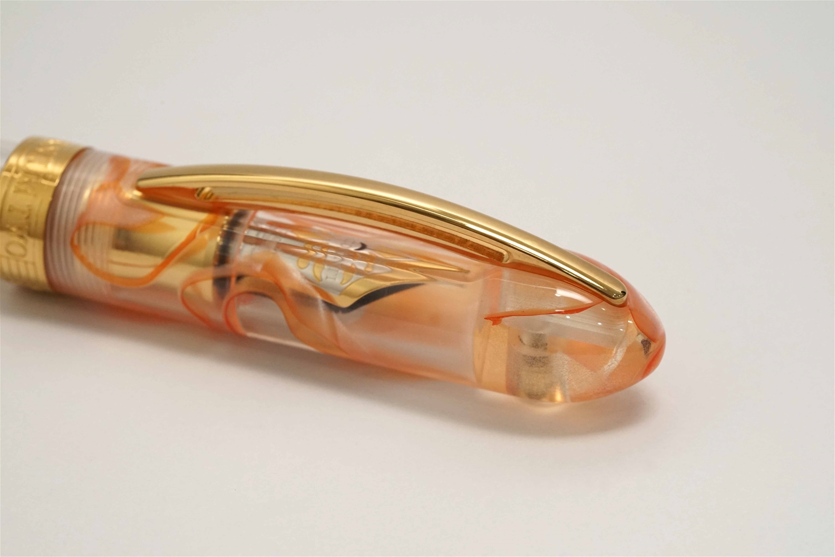 Bút máy Visconti Millennium Arc Orange Limited Edition 18K M