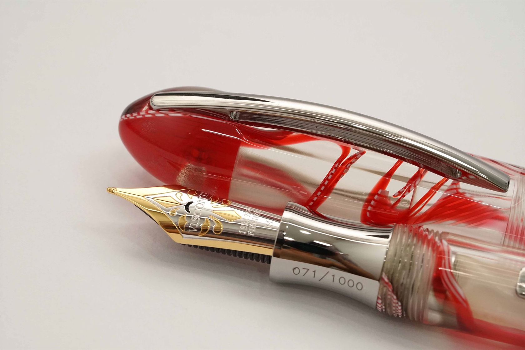 Bút máy Visconti Millennium Arc Red Demonstrator Limited Edition 18K M