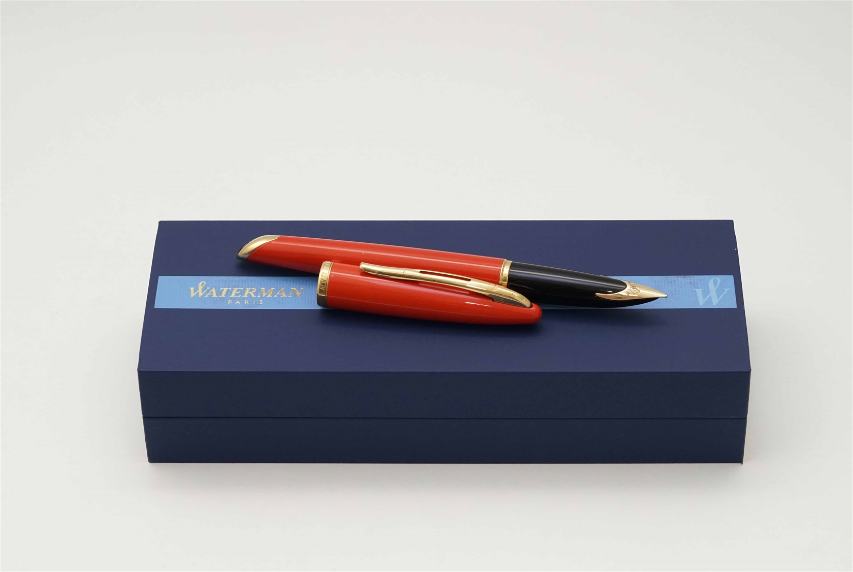 Bút máy Waterman Carene Coral Orange 18K F