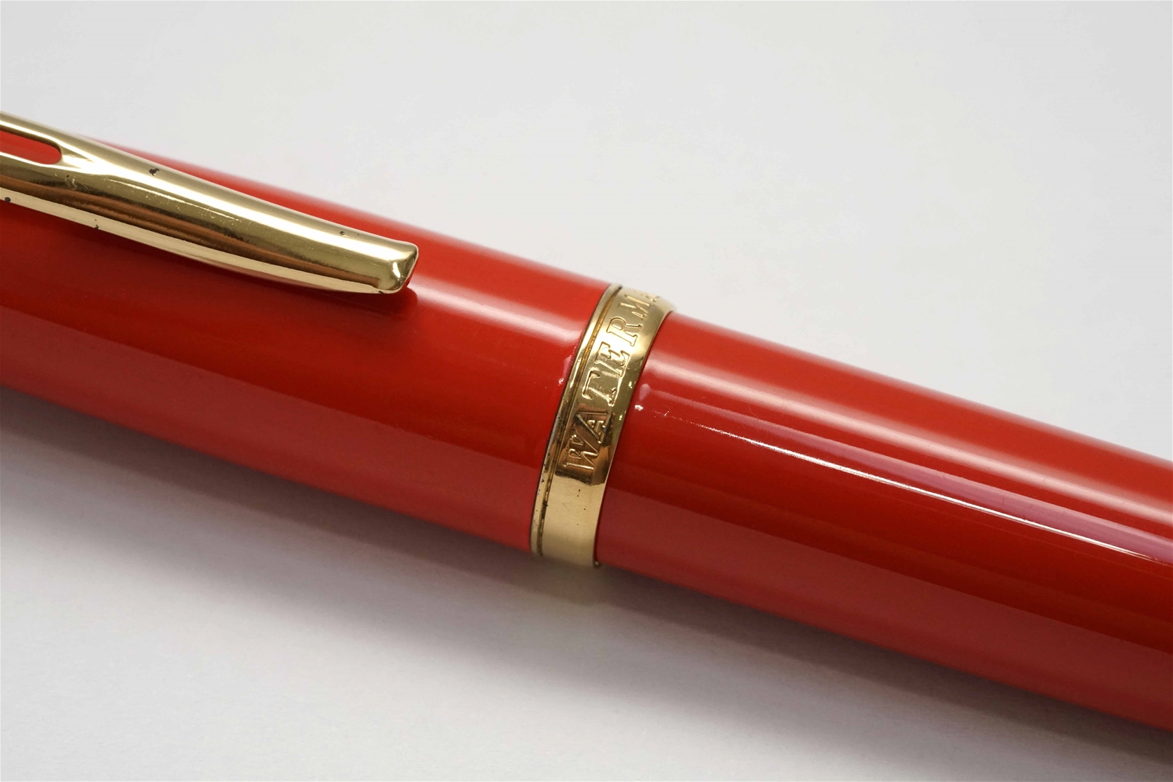 Bút máy Waterman Carene Coral Orange 18K F