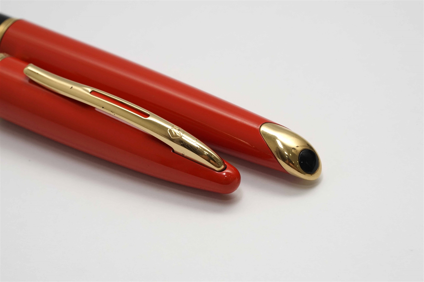 Bút máy Waterman Carene Coral Orange 18K F