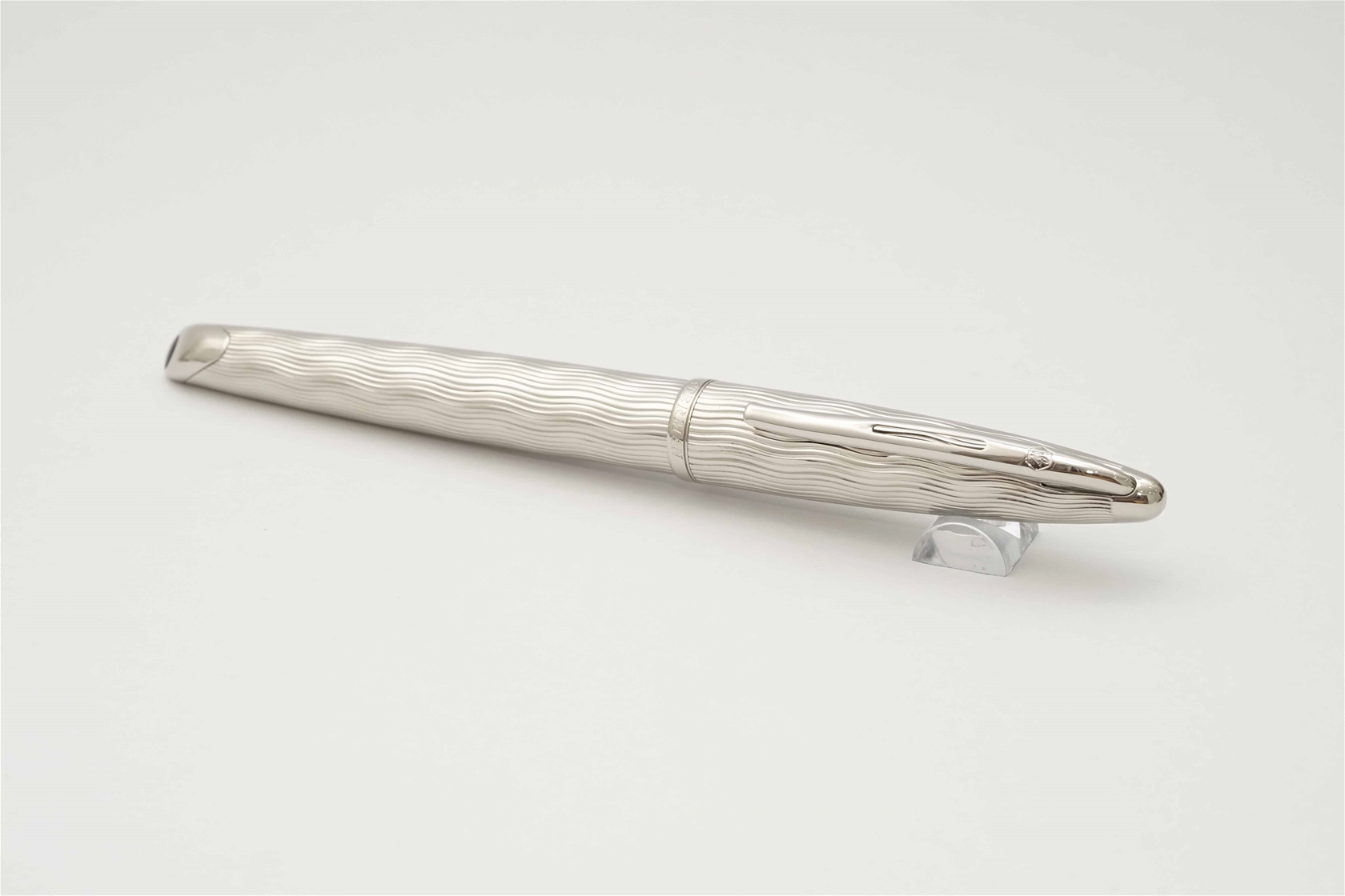 Bút máy Waterman Carene Essential Silver ST 18K F