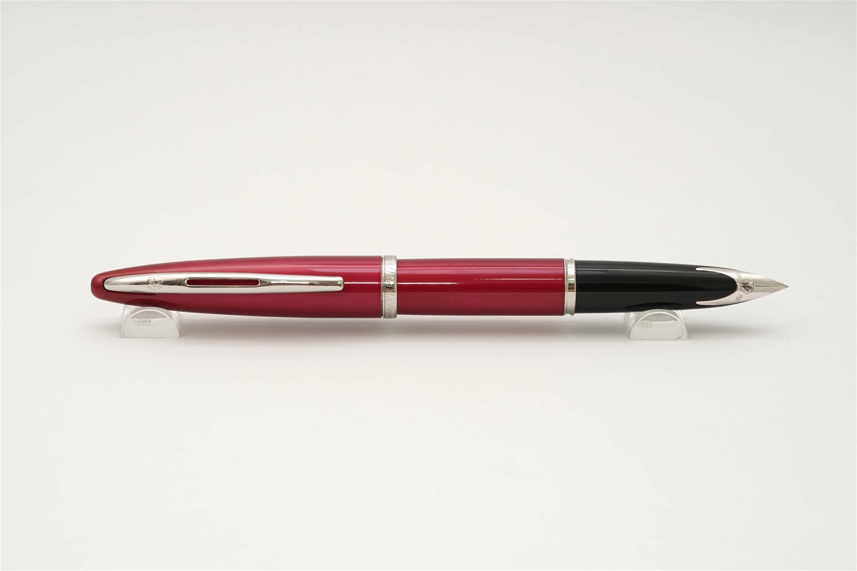 Bút máy Waterman Carene Glossy Red CT 18K F