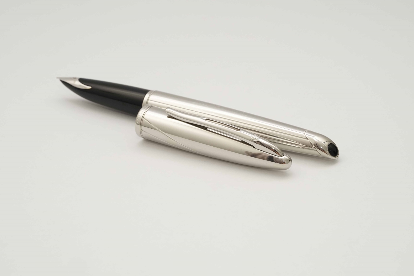 Bút máy Waterman Carene Silver Meridian ST 18K F