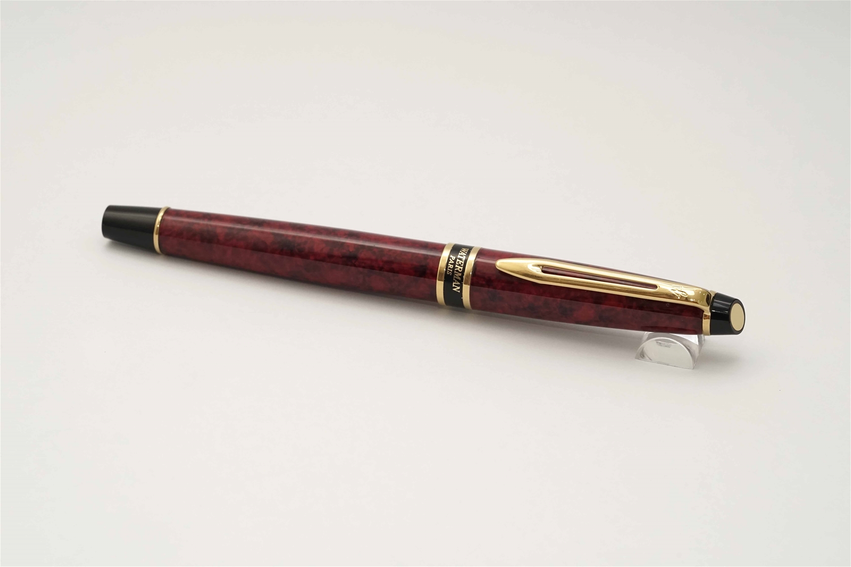 Bút máy Waterman Expert II Oriental Maroon Marble Red GT Steel F