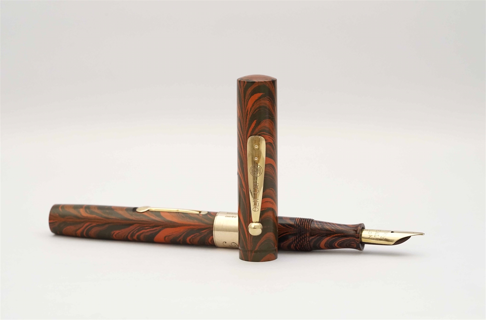 Bút máy Waterman Ideal 55 Red Ripple Woodgrain 18K F 