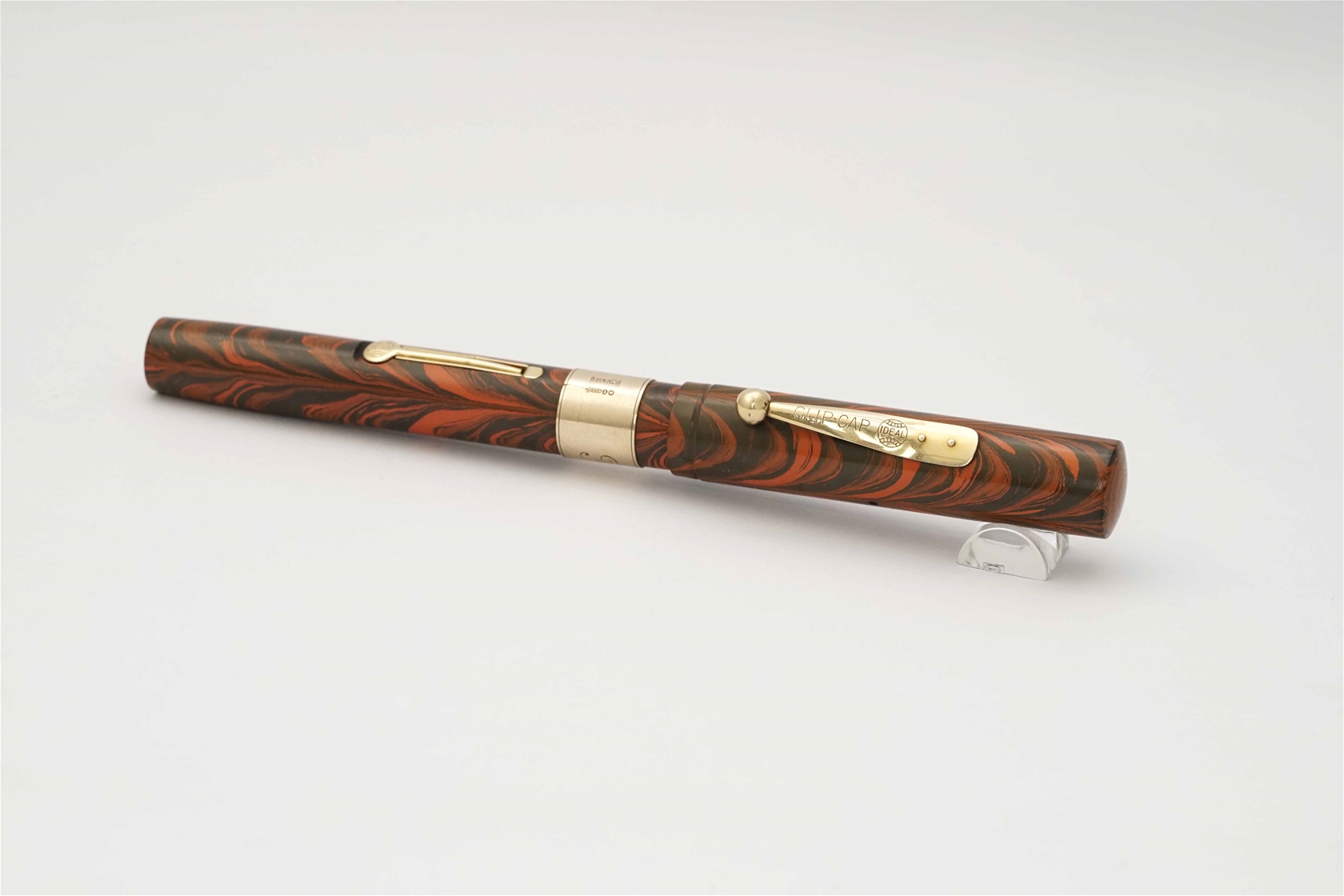 Bút máy Waterman Ideal 55 Red Ripple Woodgrain 18K F 