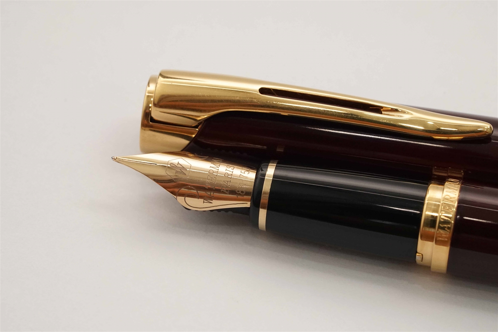 Bút máy Waterman L'Etalon Burgundy Lacquer 18K F