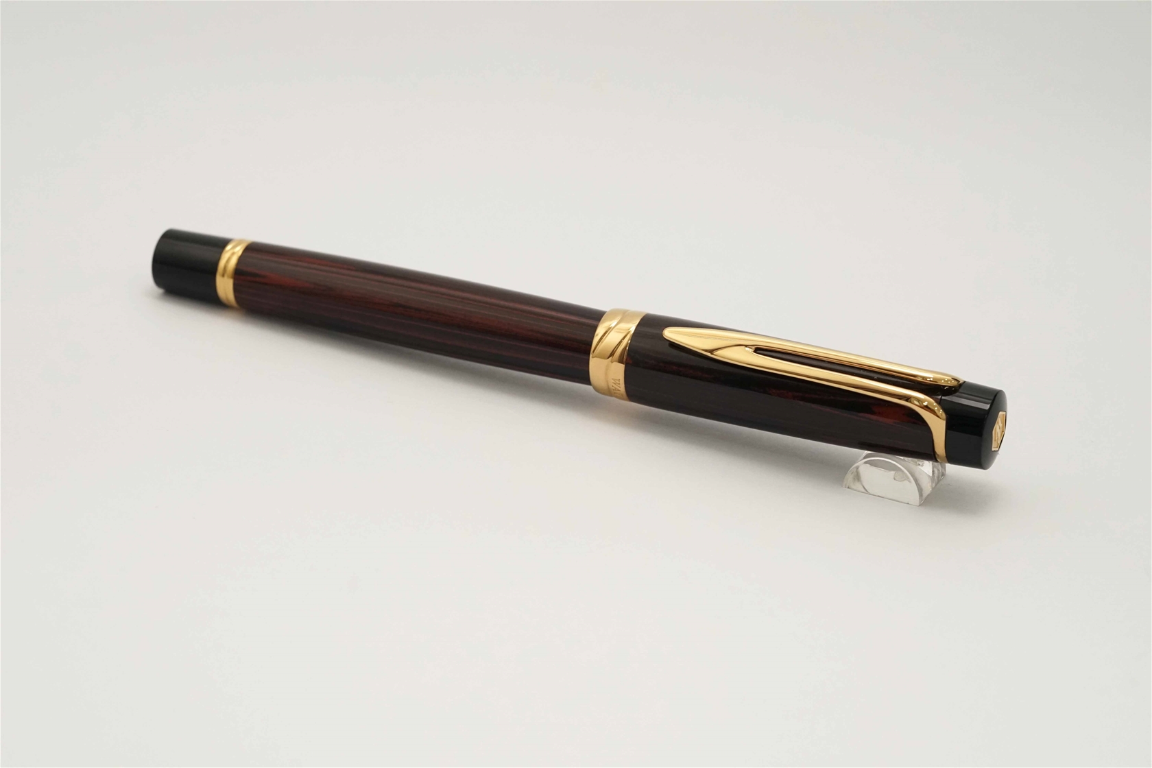 Bút máy Waterman Liaison Dark Brown Ebonite 18K F
