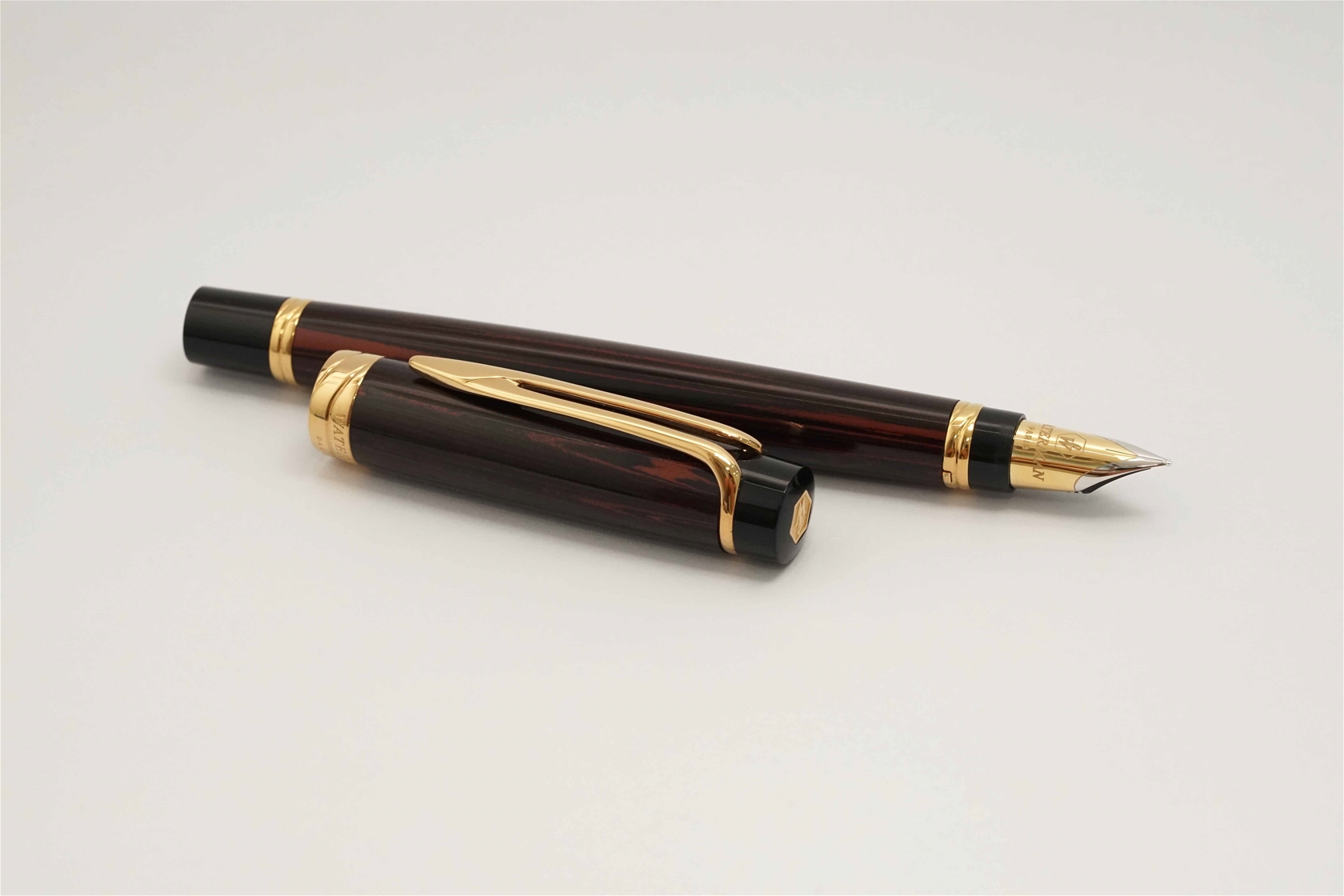 Bút máy Waterman Liaison Dark Brown Ebonite 18K F